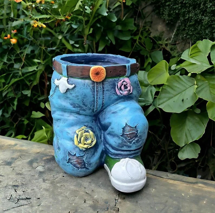Denim Jeans Flower Pot – Realistic Resin Planter, Indoor/Outdoor 👖🌱