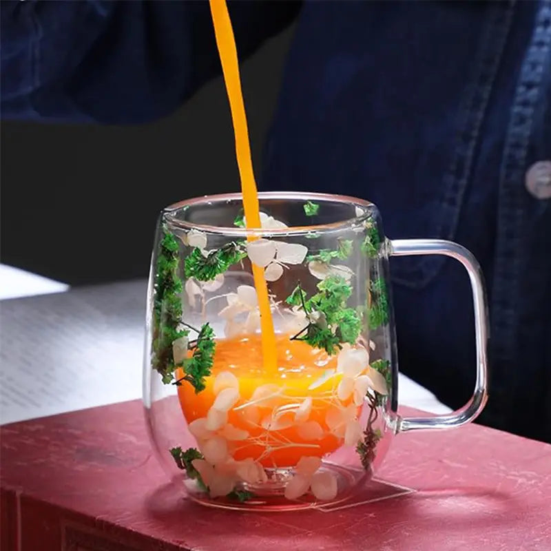 Double Layer Dried Flower Glass Mug – 10oz Tea &Coffee Cup 🌸🍵