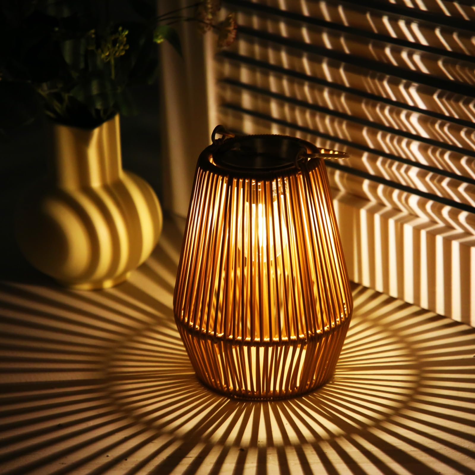 Handwoven Rattan Solar Lanterns – 2700K Warm Glow, IP65 Waterproof 🏮🌿